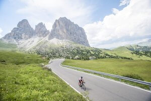 Dolomites guided road cycling tour