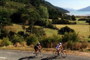 Road cycling tour New Zealand South Island