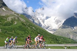 Credit Cyrille Quintard Route des Grand Alps