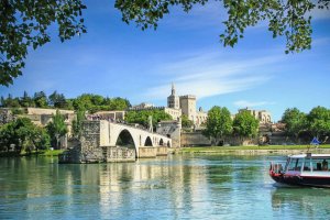 Avignon, Uzes, Arles & St. Remy: Provence Classic