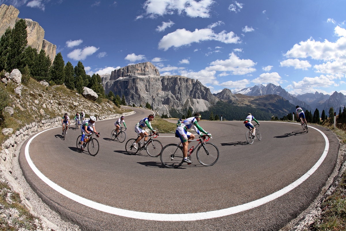 italian alps cycling tours
